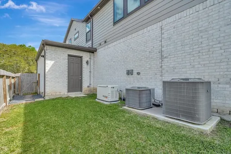 98 Dorado Drive Friendswood TX 77546
