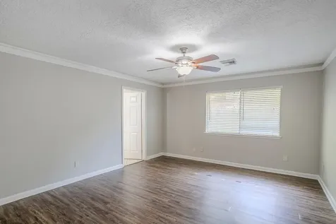 10610 Dunbrook Drive Houston TX 77070