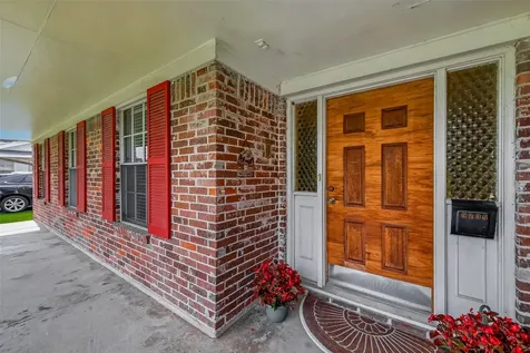 9235 Sharpview Drive Houston TX 77036