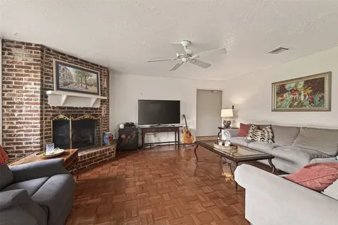 9235 Sharpview Drive Houston TX 77036
