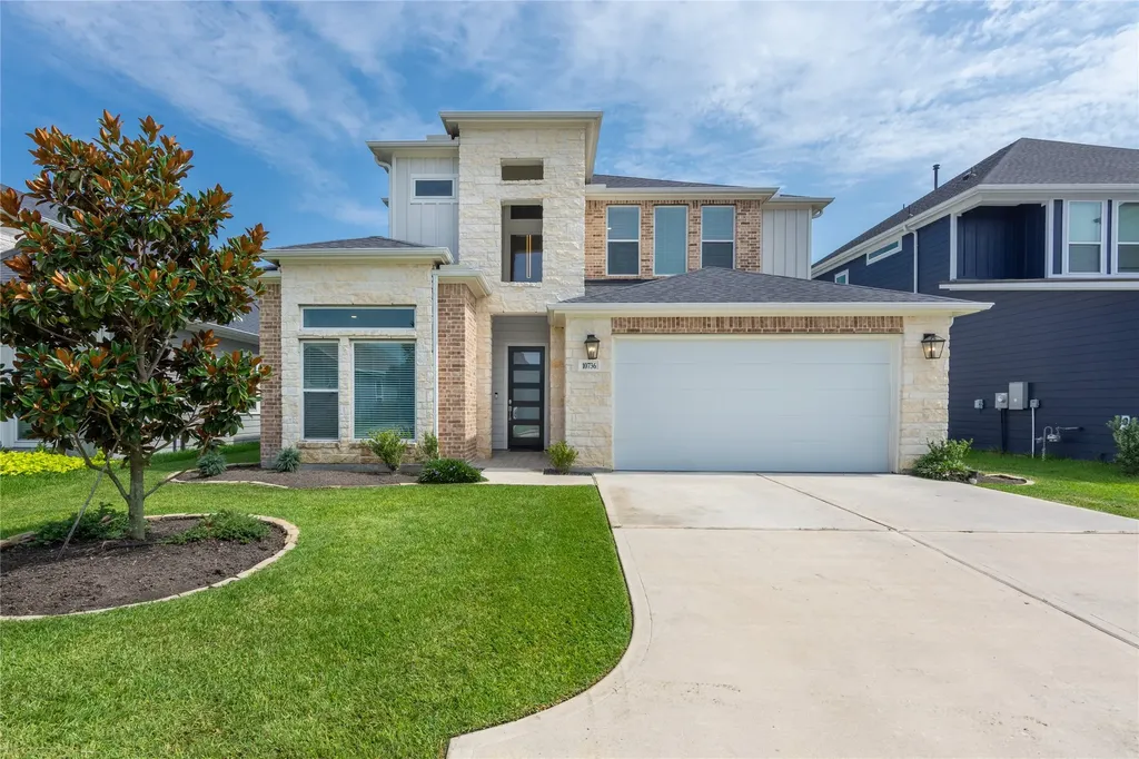 10736 S Lake Mist Lane Willis TX 77318