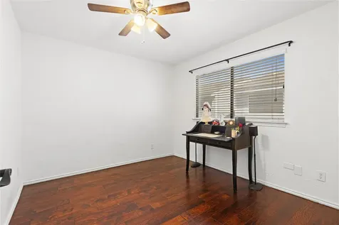 17490 Meandering Way 1304 Dallas TX 75252