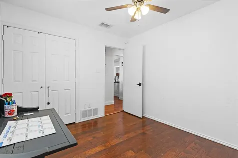 17490 Meandering Way 1304 Dallas TX 75252