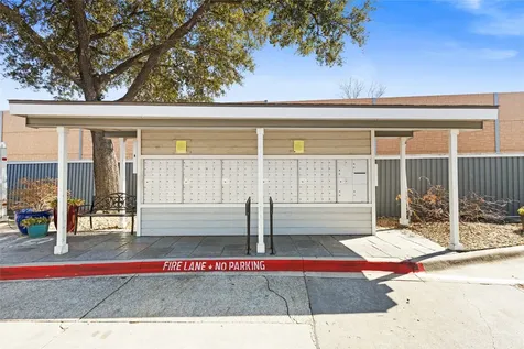 17490 Meandering Way 1304 Dallas TX 75252