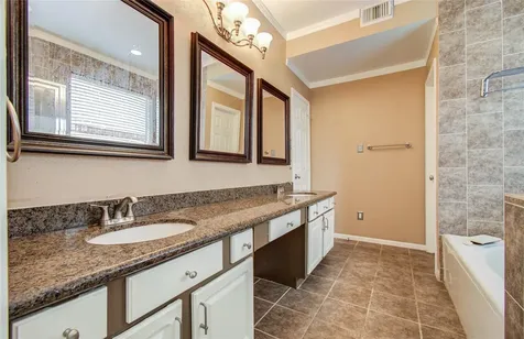 4731 Silverlake Drive Sugar Land TX 77479
