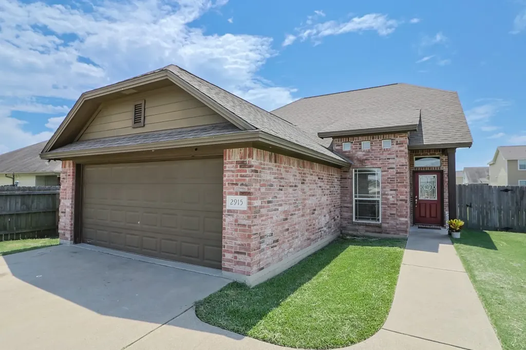 2915 Horseback Court College Station TX 77845
