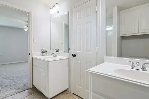 2915 Horseback Court College Station TX 77845
