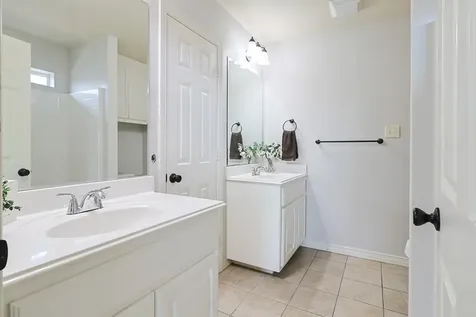 2915 Horseback Court College Station TX 77845