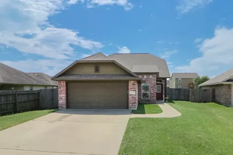 2915 Horseback Court College Station TX 77845