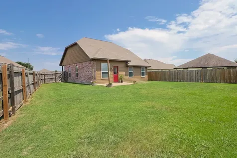 2915 Horseback Court College Station TX 77845