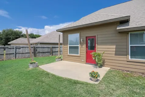 2915 Horseback Court College Station TX 77845