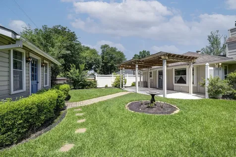 6215 Waltway Drive Houston TX 77008