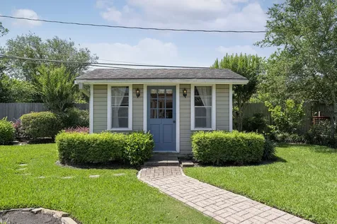 6215 Waltway Drive Houston TX 77008