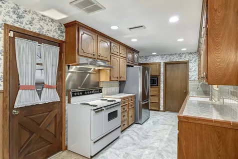 6215 Waltway Drive Houston TX 77008