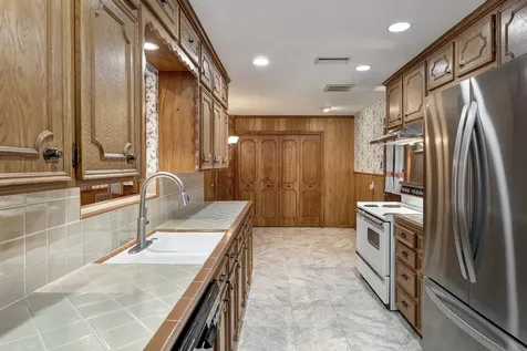 6215 Waltway Drive Houston TX 77008