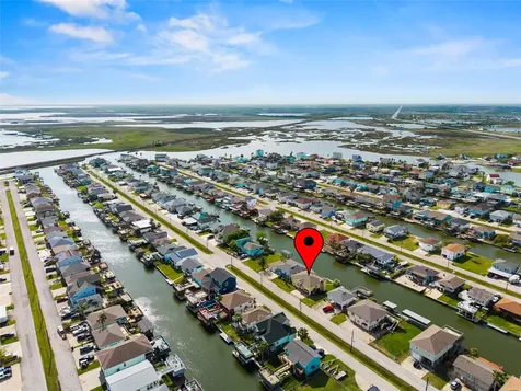 321 Ling Street Bayou Vista TX 77563