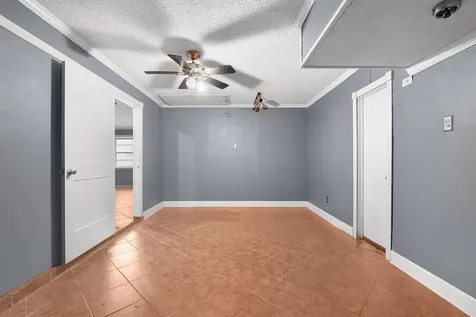 10014 Carlow Lane La Porte TX 77571