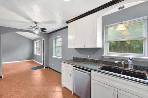 10014 Carlow Lane La Porte TX 77571
