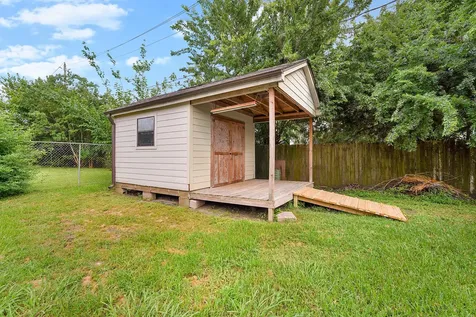 10014 Carlow Lane La Porte TX 77571