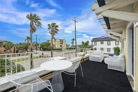 1723 Rosenberg Street Galveston TX 77550