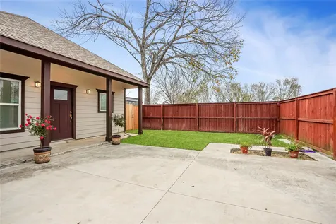 8147 Chateau Street Houston TX 77028