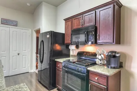 111 Briarwood Drive Huntsville TX 77320
