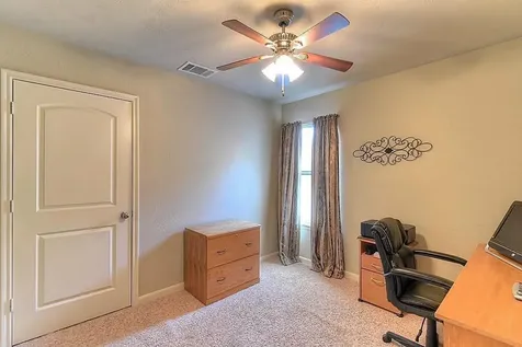 111 Briarwood Drive Huntsville TX 77320