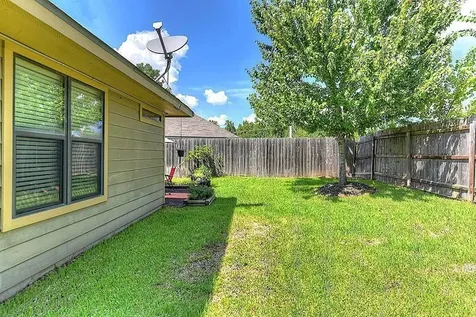 111 Briarwood Drive Huntsville TX 77320