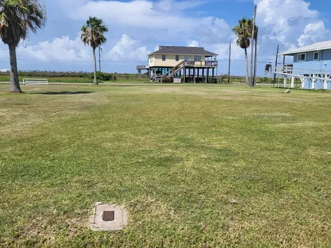 Lot 353 5th Street Galveston TX 77554