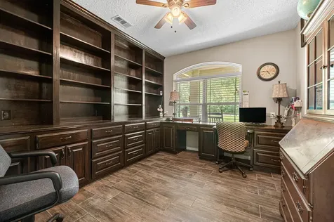4336 Holstein Drive Cleveland TX 77328