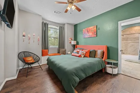 4336 Holstein Drive Cleveland TX 77328
