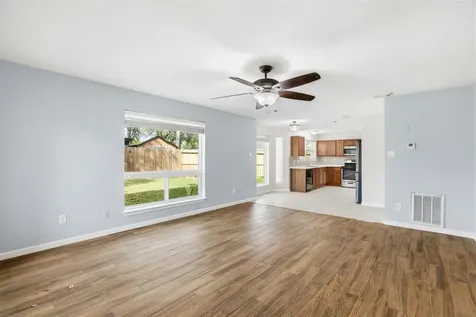 7235 Battle Hills Drive Houston TX 77040