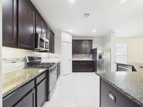 401 W Bend Drive League City TX 77573