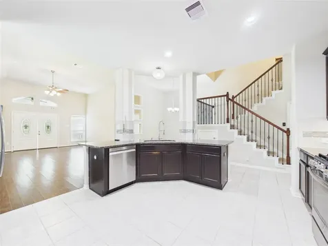 401 W Bend Drive League City TX 77573