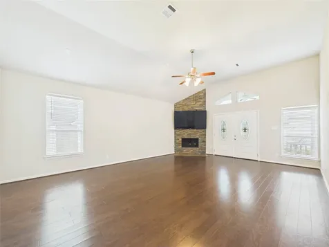 401 W Bend Drive League City TX 77573
