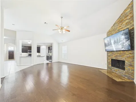 401 W Bend Drive League City TX 77573