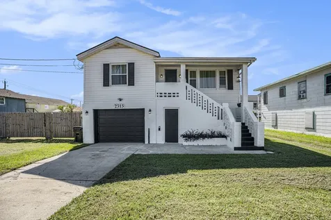 2315 67th Street Galveston TX 77551
