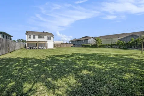 2315 67th Street Galveston TX 77551