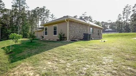 120 Sanctuary Road Huntsville TX 77340