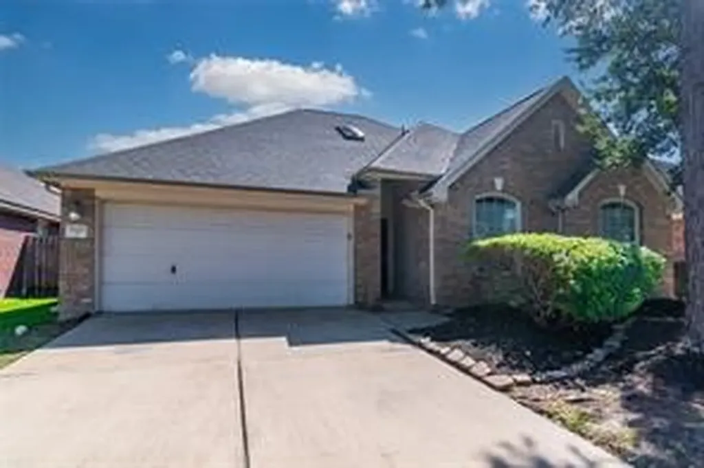 3622 Glenhill Drive Pearland TX 77584