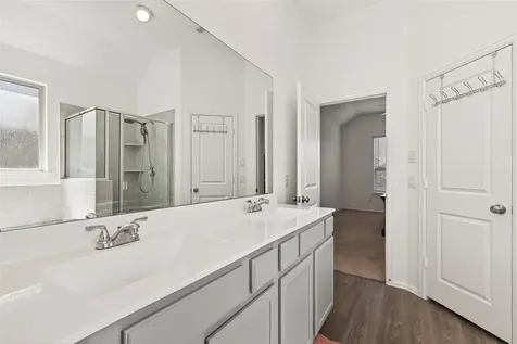 3710 Mccrary Falls Way Richmond TX 77406