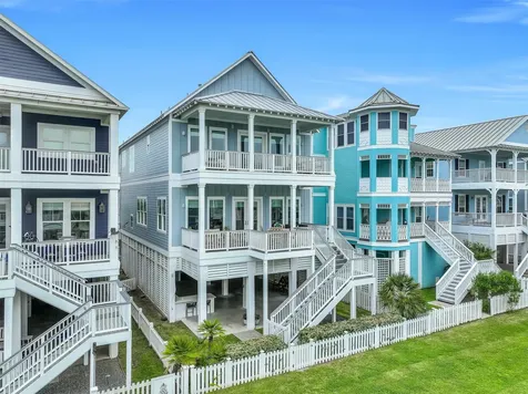 3823 Conch Galveston TX 77554
