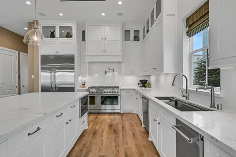 3823 Conch Galveston TX 77554