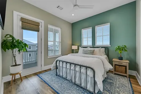 3823 Conch Galveston TX 77554