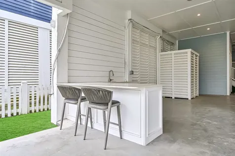 3823 Conch Galveston TX 77554