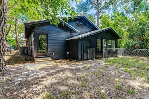 1409 20 1/2 Street Huntsville TX 77340