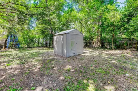 1409 20 1/2 Street Huntsville TX 77340