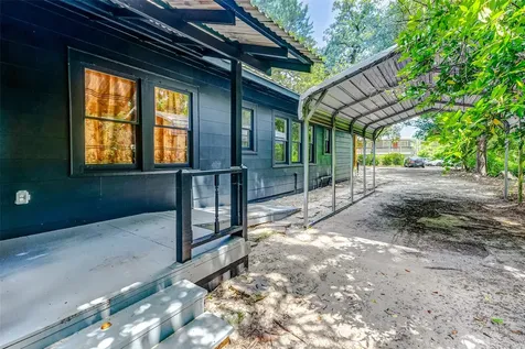1409 20 1/2 Street Huntsville TX 77340