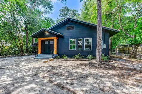 1409 20 1/2 Street Huntsville TX 77340