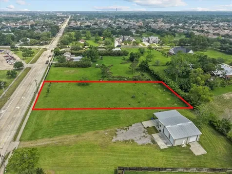 818 Louisiana Avenue League City TX 77573